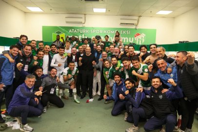 Bursaspor deplasmanda seri peşinde