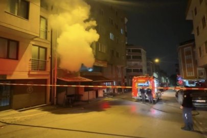Bursa'da kıraathanede gece yarısı çıkan yangın korkuttu