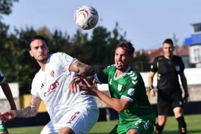 İnegölspor puanı  uzatmada kurtardı