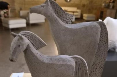 Akeramos’un seramik atları sanatseverlerle buluştu