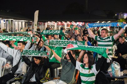 Bursaspor sevgisi Osmangazi Meydanı’nı doldurdu