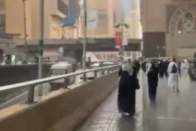 Suudi Arabistan’da dolu ve sağanak yağış