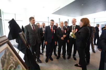 İnegöl’de Cumhuriyet coşkusu goblen sanatıyla buluştu