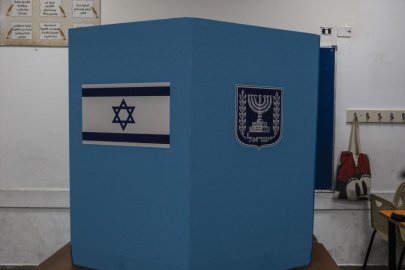 Netanyahu'nun bloğu 54, muhalefet bloğu 49 sandalyede