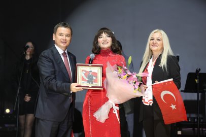 Osmangazi'de Cumhuriyet coşkusu Göksel'le doruğa çıktı