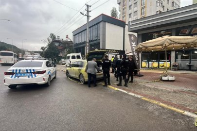 Emlak ofisinde silahlı kavga: 1 ölü, 1 yaralı