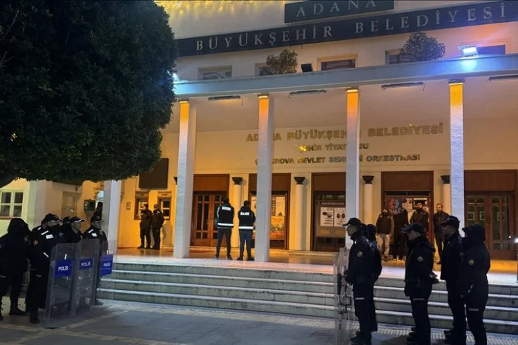 Adana Büyükşehir Belediyesine yönelik operasyon düzenlendi