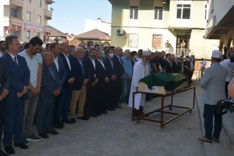 AK Parti Genel Başkan Yardımcısı Canikli'nin acı günü