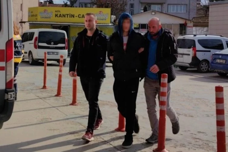 Bursa'da 2 kişiyi bıçaklayan şahıs tutuklandı