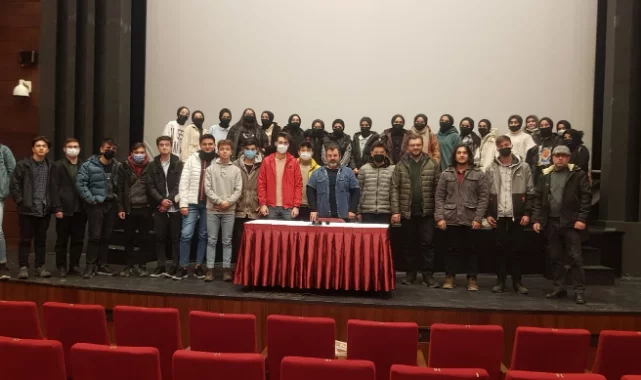 Bursa'da genç sinemacılar bu atölyede yetişiyor