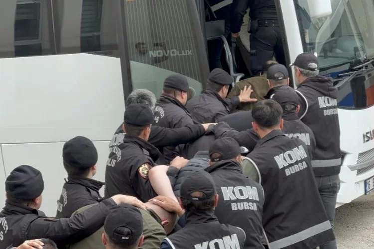 Bursa'da gözaltına alınan çete üyeleri adliyeye sevk edildi