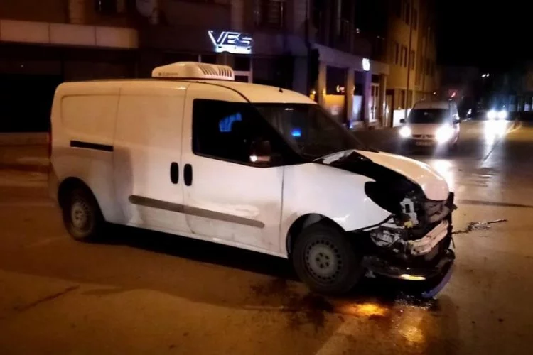 Bursa'da korkutan kaza: 4 yaralı