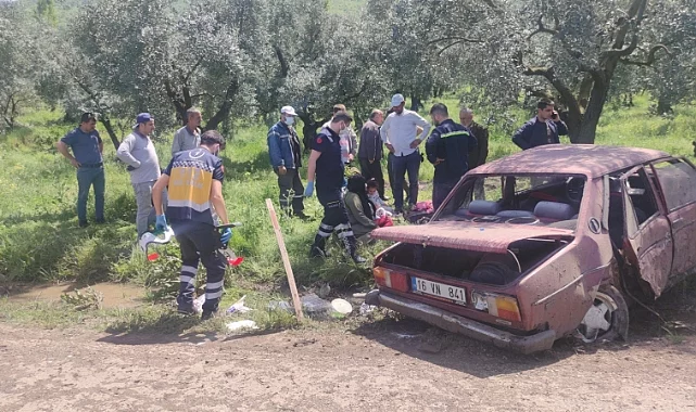 Bursa'da otomobil zeytinliğe daldı: 2'si çocuk 4 kişi ölümden döndü