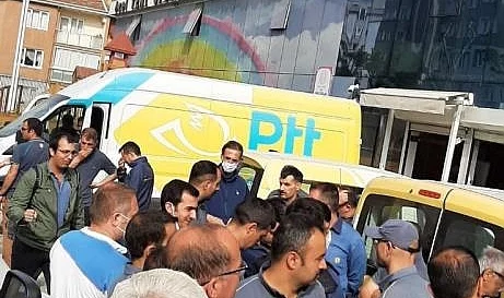 Bursa'da PTT çalışanları eylemde...