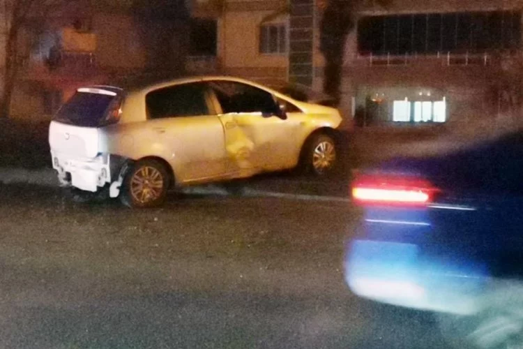 Bursa'da trafik kazası: Elektriği kestiler
