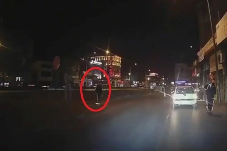 Bursa'da trafikte gördüğü husumetlisine kurşun yağdırdı