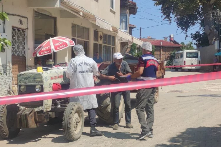 Bursa'da traktörden düşen 7 yaşındaki Utku yaşamını yitirdi