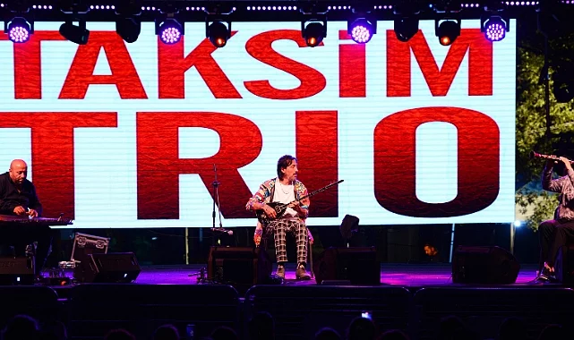 Bursa'da Yazz Ahmed ve Taksim Trio rüzgârı esti