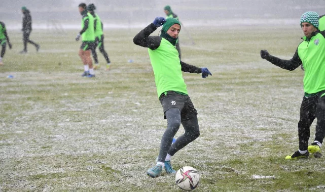 Bursaspor'da Eyüpspor maçı hazırlıkları sürüyor