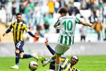 Bursaspor: “Futbolcularımızın emeklerini hiçe saymaya kimsenin hakkı yoktur”