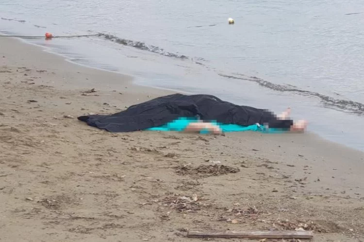 Denizde kadın cesedi bulundu