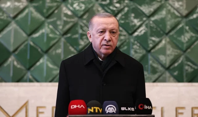 Erdoğan canlı yayında duyurdu! 'Arabulucu olabiliriz'