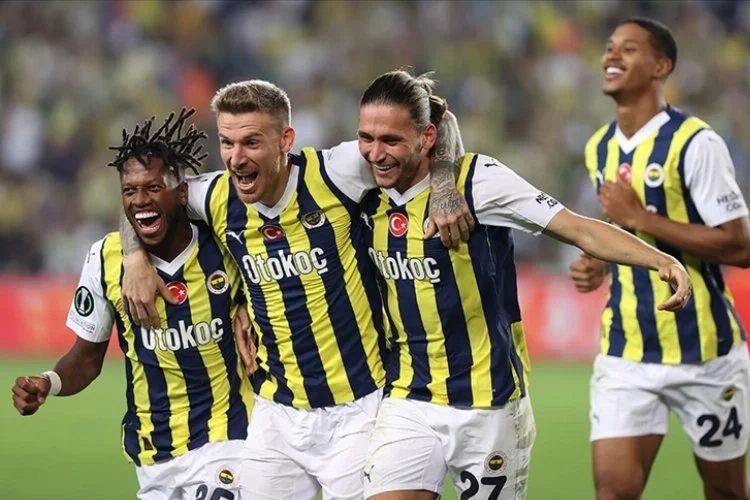 Fenerbahçe, galibiyetle başladı