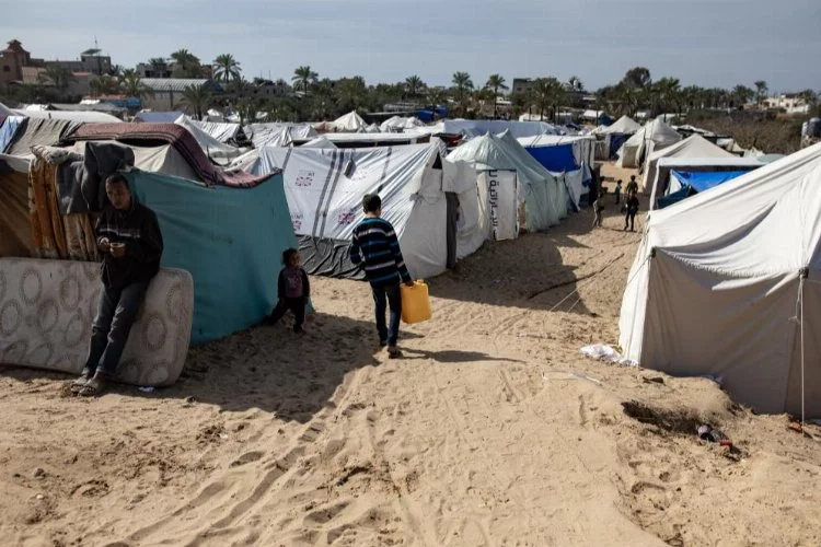 Fransa, UNRWA'ya yeniden fon sağlayacak