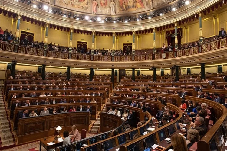 İspanya meclisinde "ortak dil" kararı