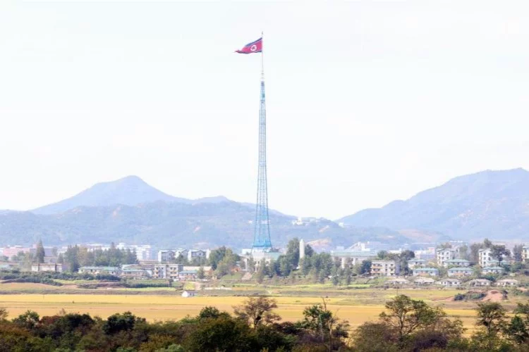 Kuzey Kore, milli marşının sözlerini değiştirdi