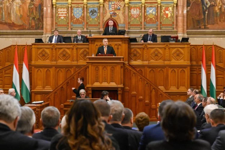Macaristan parlamentosundan İsveç’in NATO üyeliğine onay