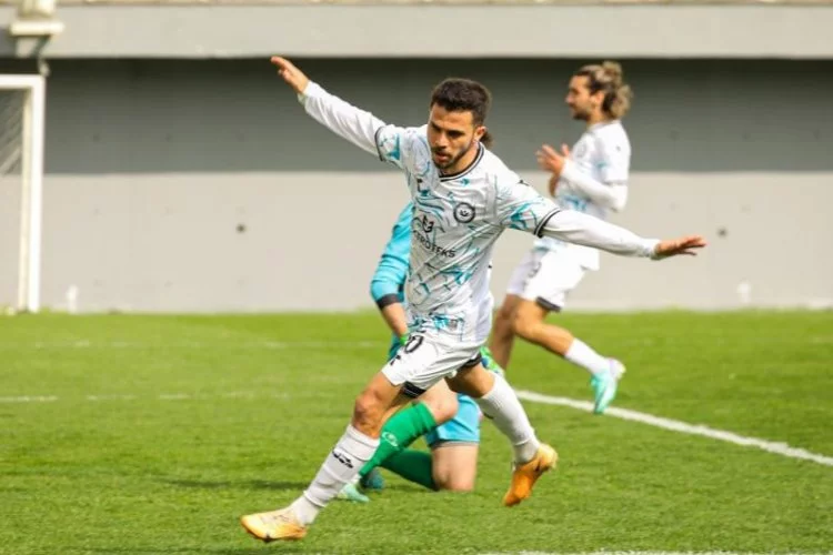 Nilüfer, Altınova’ya gol yağdırdı: 9-0