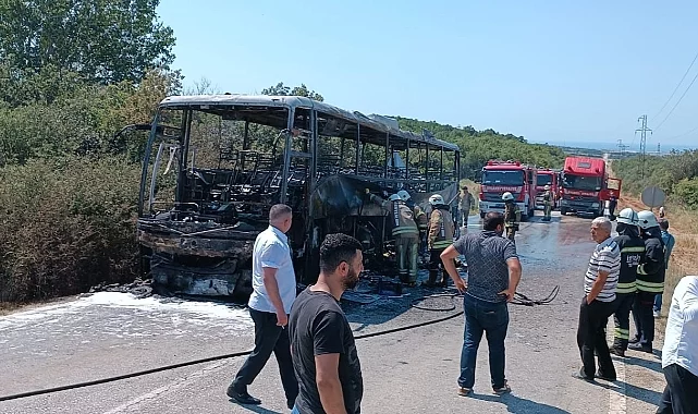 Otobüs alev alev yandı! Yolcular canını son anda kurtardı