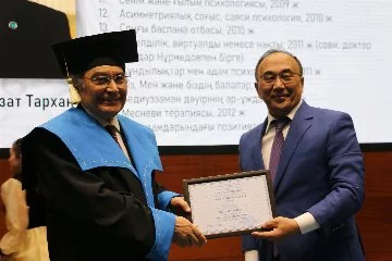 Prof. Dr. Nevzat Tarhan’a "Fahri Profesörlük" ünvanı