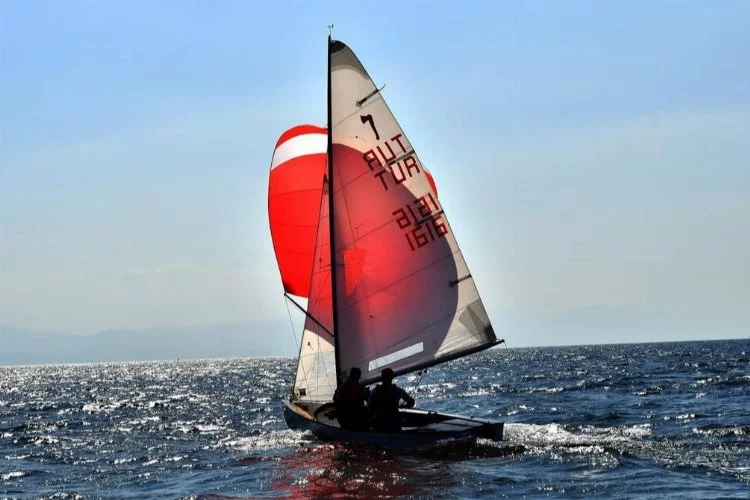 Türkiye Pirat Şampiyonası İznik Gölü’nde