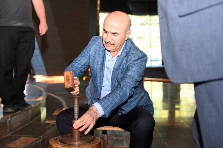 Vali Demirtaş, Fetih Müzesi’ni ziyaret etti