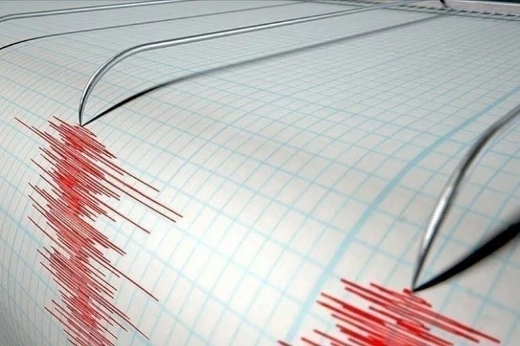 Vanuatu'da 7,3 büyüklüğünde deprem